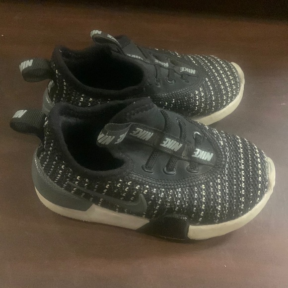 Nike Other - Nike tennis shoes. Baby size 7